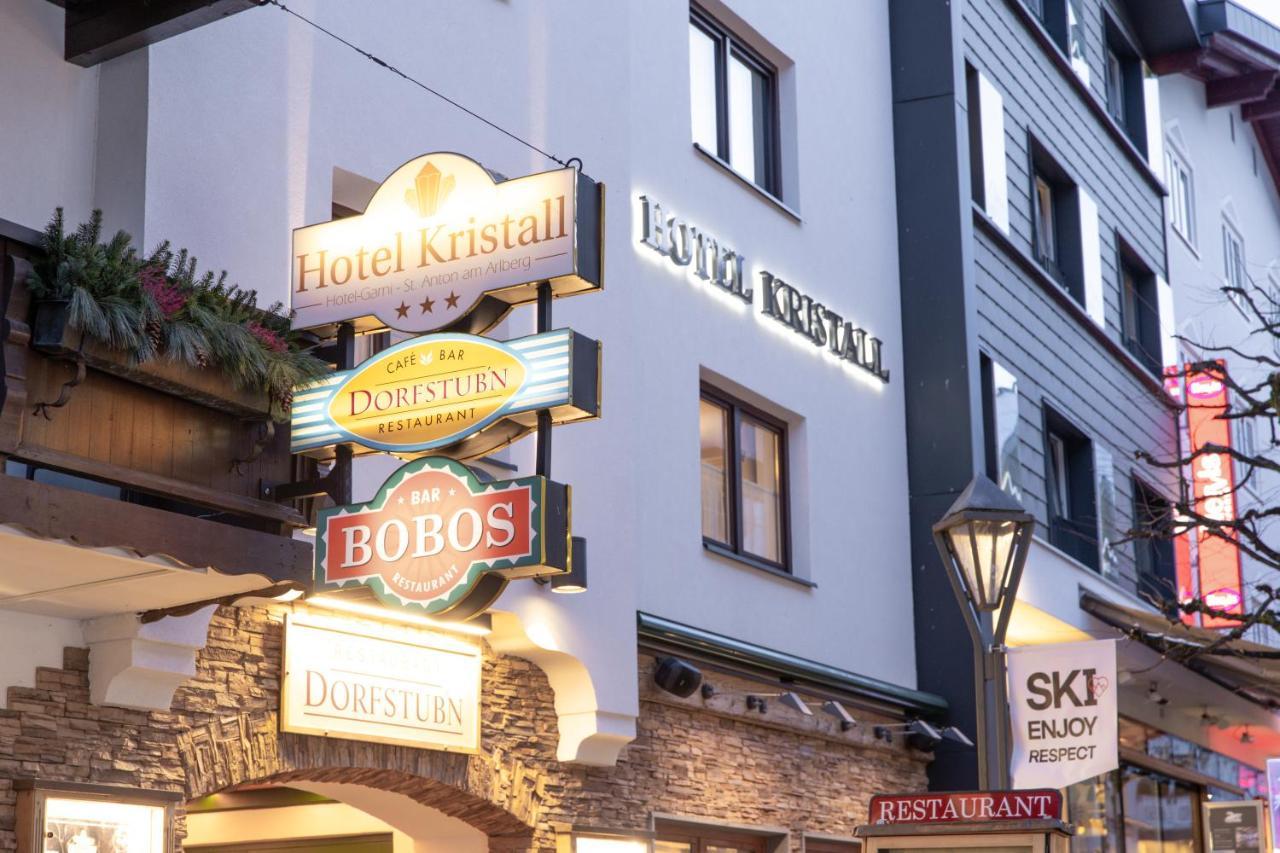 Kristall Hotel