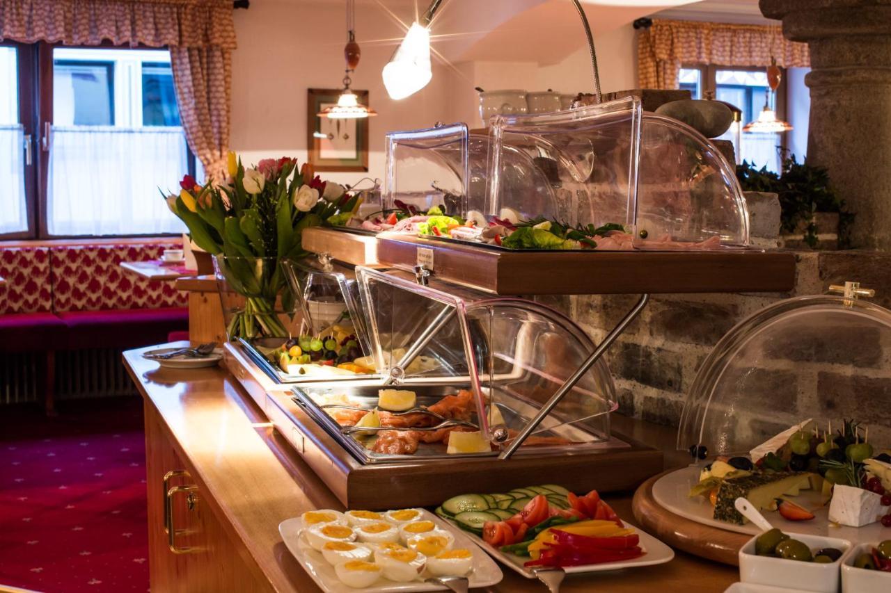 Kristall Hotel