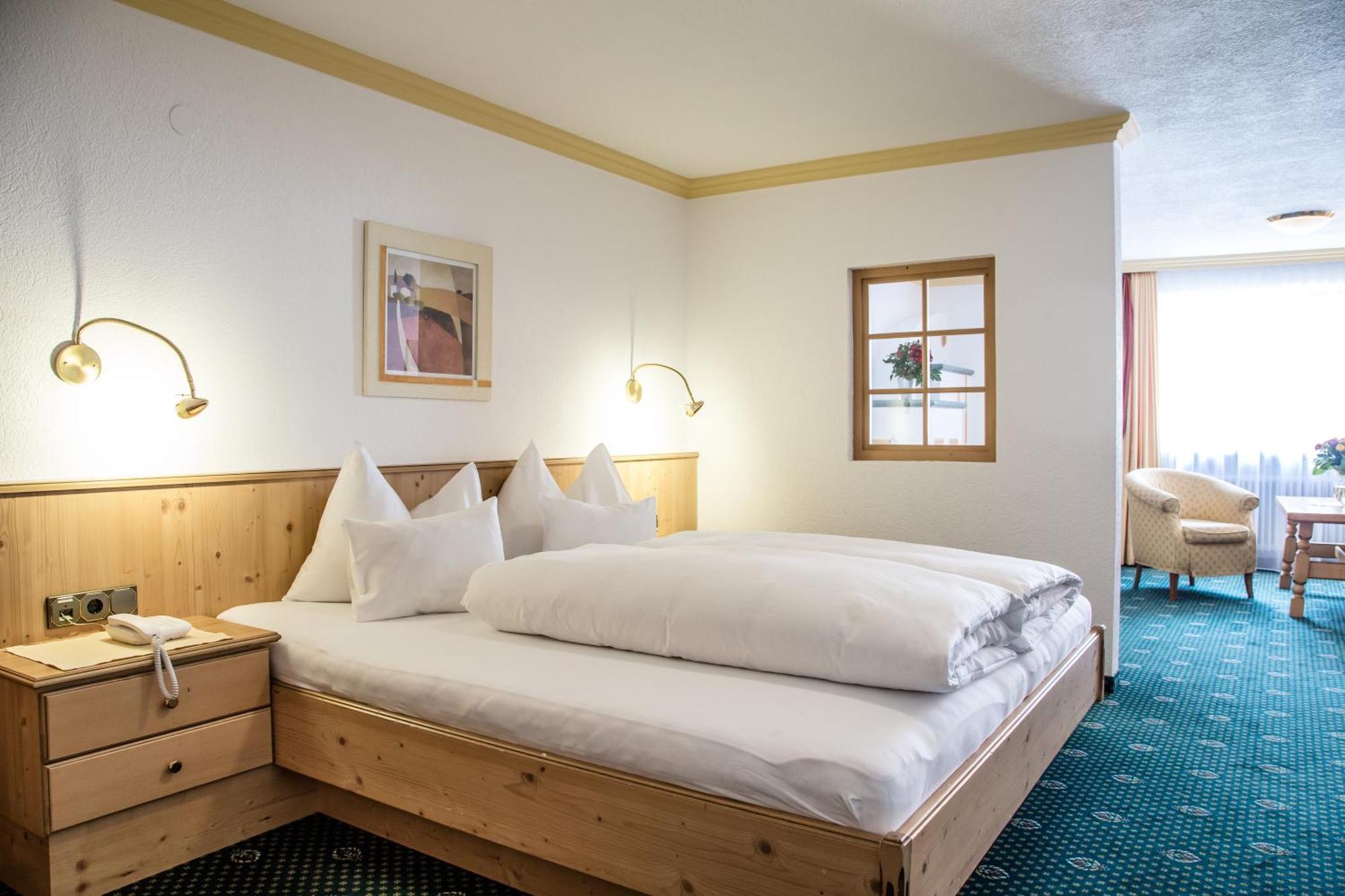 Hotel Kristall 3*